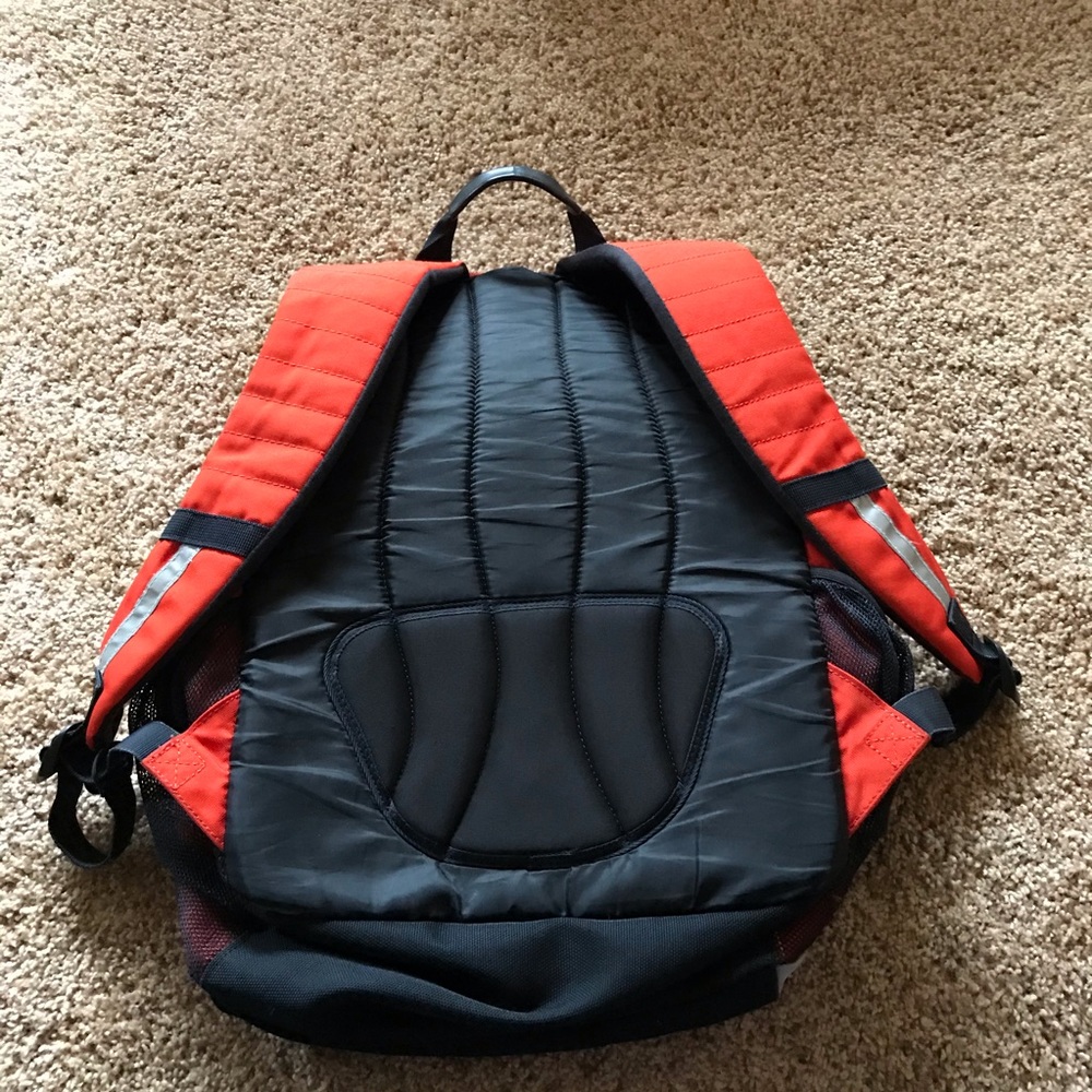 LAND’S END Backpack - Picture 2 of 8